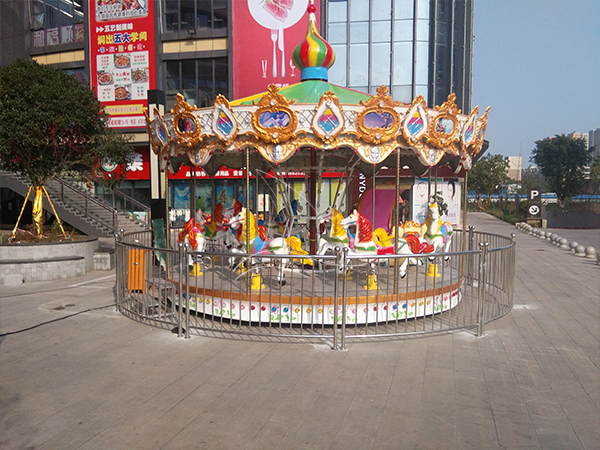 16 seats merry go round