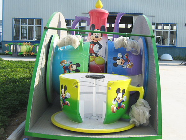 Folding Cup and Saucer Rides with trailer