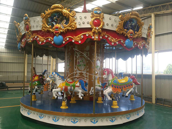 Amusement park carousel horse rides (1)